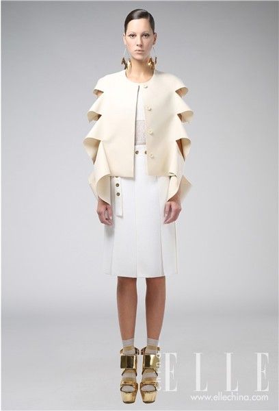 AGNONA SS15 TRE系列探秘：新绑带艺术