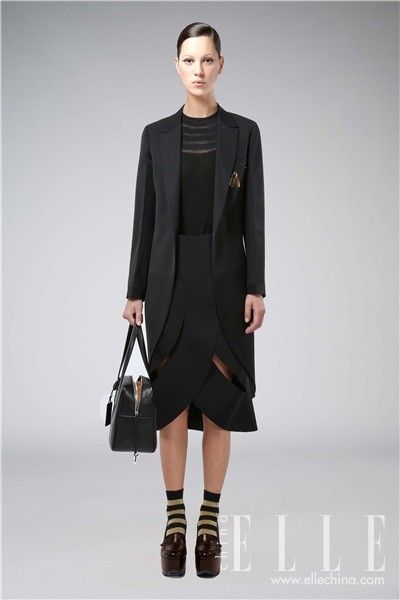AGNONA SS15 TRE系列探秘：新绑带艺术